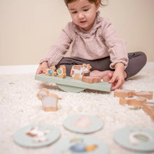 Load image into Gallery viewer, Little Dutch Little Farm Balance Game