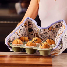 Load image into Gallery viewer, Ulster Weavers Double Oven Glove - Feline Friends