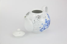 Load image into Gallery viewer, Blue Hamptons Tea Pot