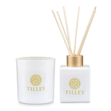 Load image into Gallery viewer, Tilley - Limited Edition Lavender &amp; Cinnamon Mini Reed 75ml &amp; Candle 160g Gift Pack